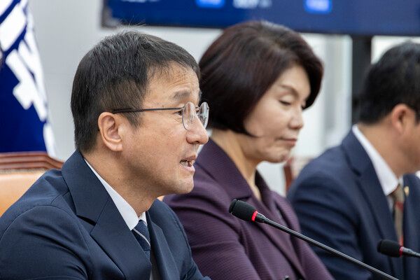더불어민주당 한병도 원내대표가 7일 국회에서 열린 정책조정회의에서 발언하고 있다. [연합뉴스]