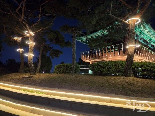 침산정 야간 전경. [대구 북구청]