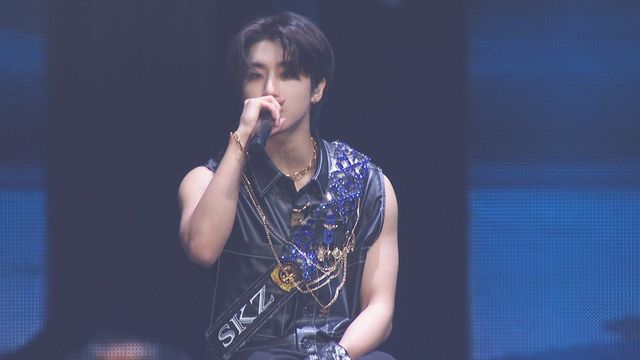 스트레이 키즈 'Leave' 스테이지 비디오 섬네일.jpg
