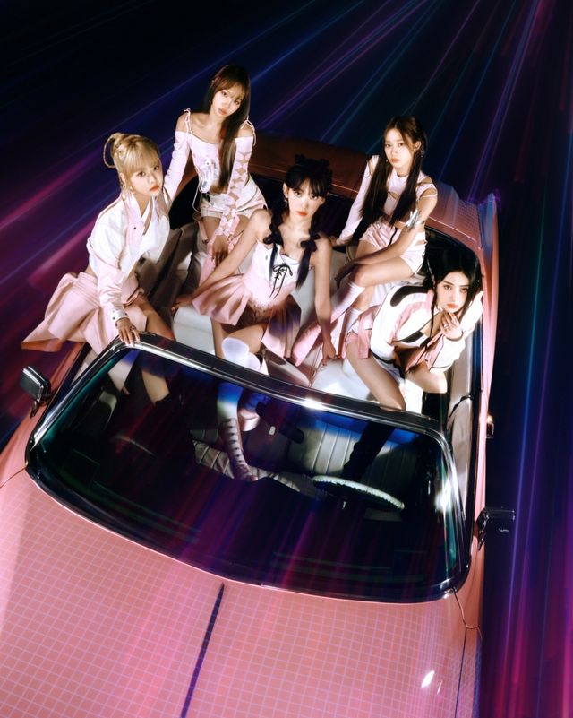 르세라핌 'Perfect Night' 콘셉트 사진 단체 (2) (1).jpg