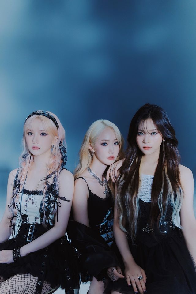 (1102) 비비지 콘셉트 포토 FAKE.jpg