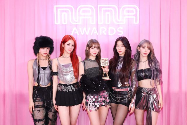 르세라핌 '2023 MAMA 어워즈' 현장 사진 (1).jpg