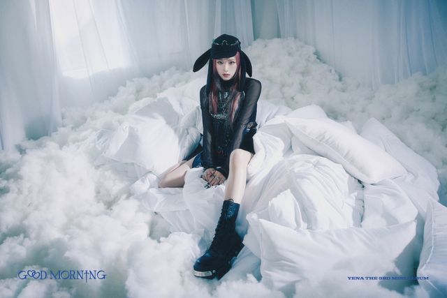 (1227) 최예나 콘셉트 포토 3.jpg