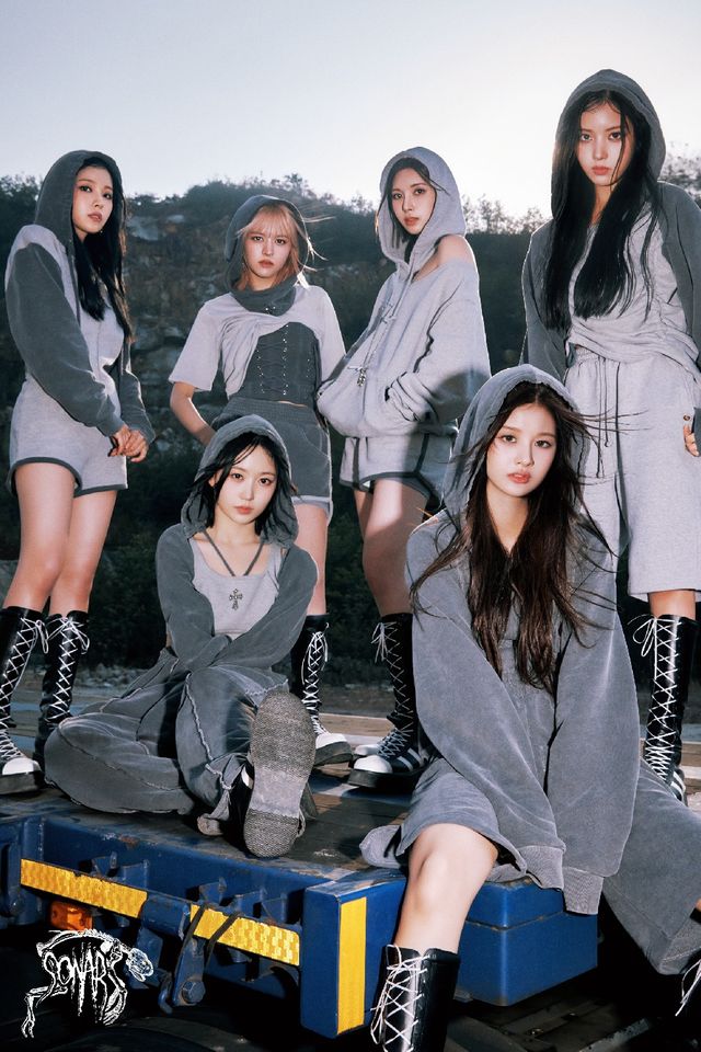 NMIXX 선공개 디지털 싱글 콘셉트 포토_단체(1) (1).jpg