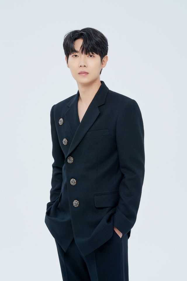 (1206) 손태진.jpg