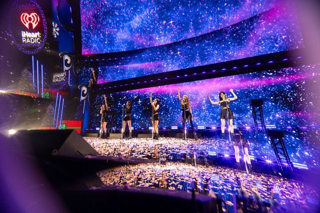 (여자)아이들 징글볼 투어 (2).jpg