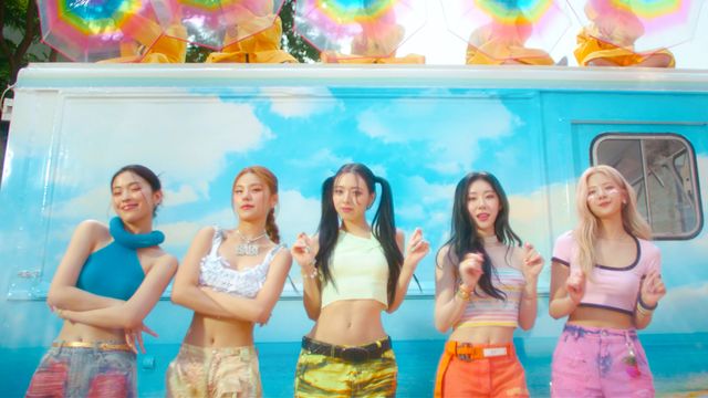 ITZY 'CAKE' 뮤직비디오 티저 2 영상 섬네일.jpg