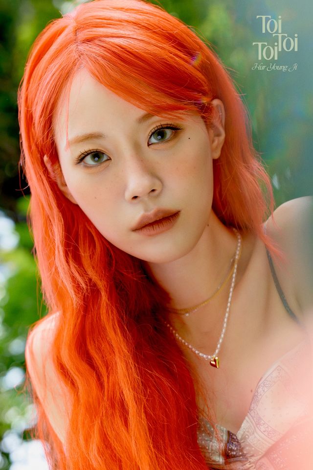 허영지_Toi Toi Toi 콘셉트 포토1.jpg