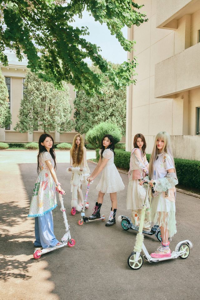 아일릿_I'LL LIKE YOU_WITH 버전_단체 (4).jpg