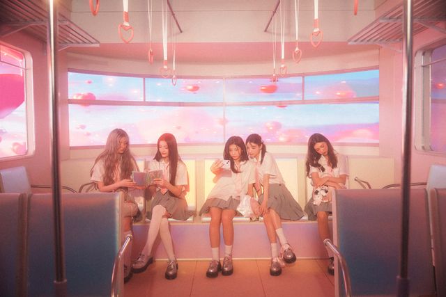 아일릿_I'LL LIKE YOU_TO 버전_단체 (2) (1).jpg