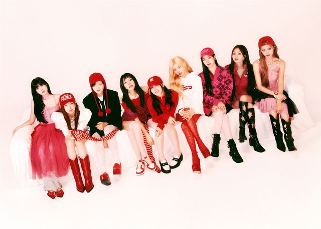 트와이스_새 앨범 콘셉트 포토 (1).jpg