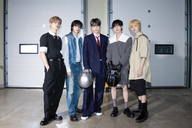 투모로우비투게더_별의 장 SANCTUARY(2).jpg