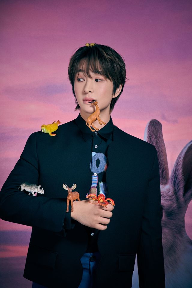 온유_미니 4집 _CONNECTION_ IMAGINATION 버전 콘셉트 포토_2.jpg