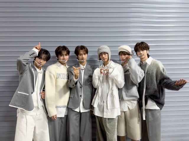 TWS SBS 가요대전_단체.jpg