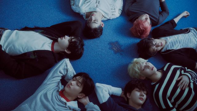 엔하이픈_ROMANCE UNTOLD -daydream-_BLUE NOON 버전.jpg