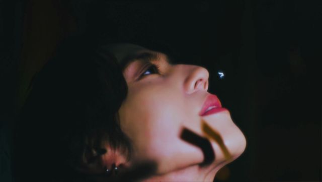 (0221) 유겸 뮤직비디오 티저 캡처.jpg