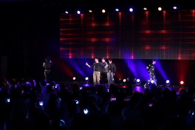 (0226) 위아이, 日 단독 콘서트 _THE WAVE_ 이미지 5.jpg