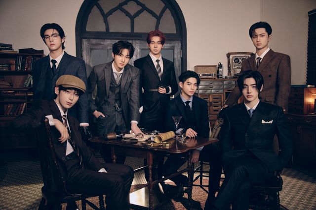 엔하이픈_MEMORABILIA 단체 콘셉트 포토.jpg