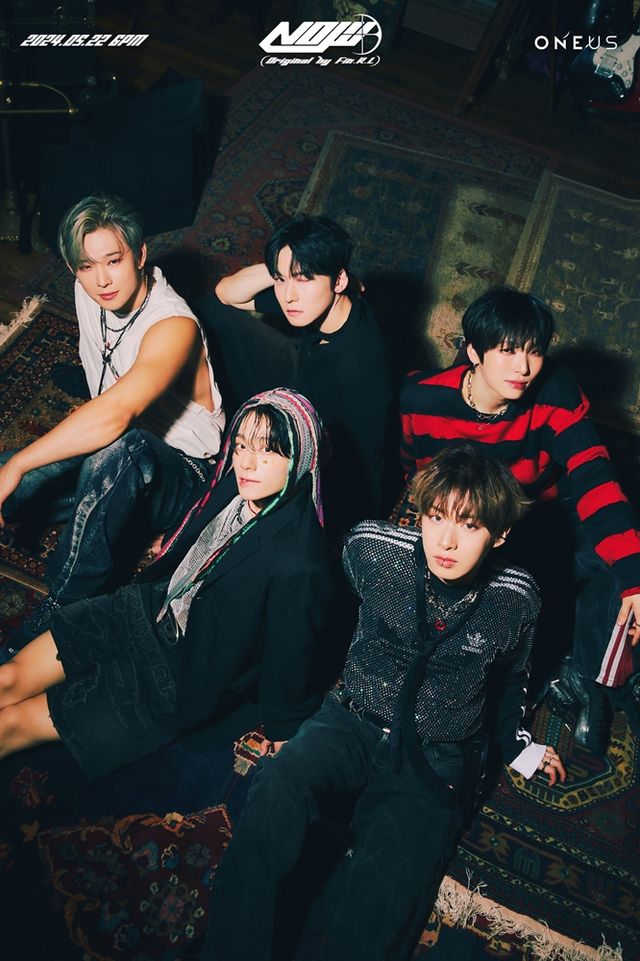 원어스_싱글 Now_단체 콘셉트 포토2.jpg