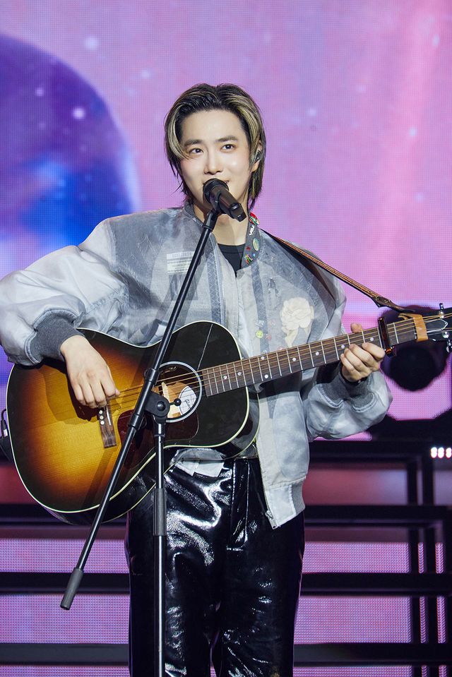 엑소 수호 첫 솔로 콘서트 이미지 3.jpg