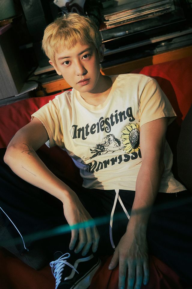 찬열 첫 번째 미니앨범 'Black Out' 티저 이미지 1 (1).jpg