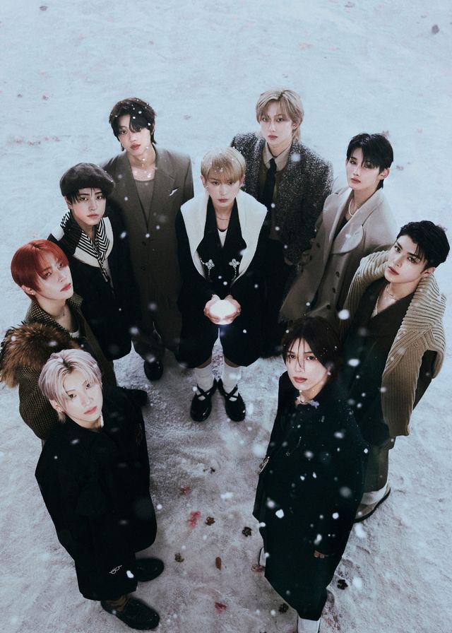 &TEAM_정규 2집 Yukiakari_콘셉트 포토_단체.jpg