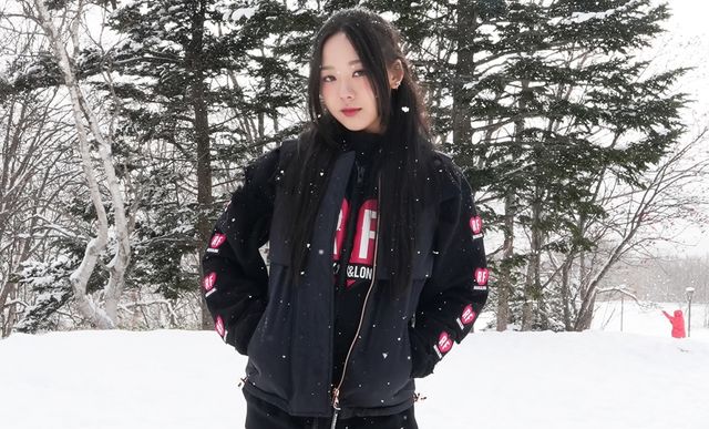 VVUP 팬_MARK & LONA RICH & FAMOUS 컬렉션 협업_단체.jpg