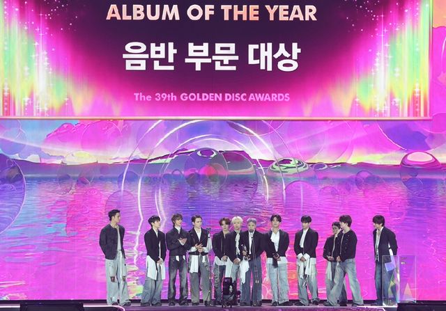 세븐틴_음반 부문 대상_1.jpg