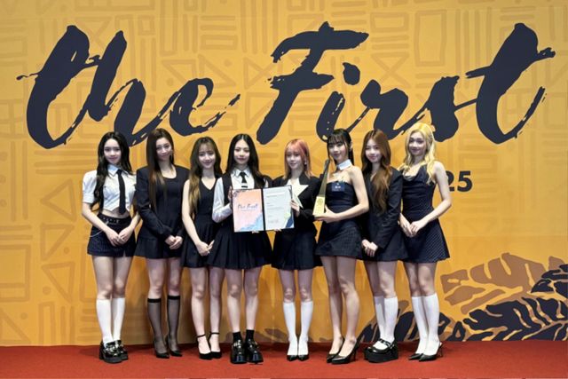 유니스_단체_이미지 (1).jpg