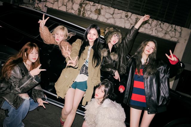 여자친구 스페셜 앨범 ‘Season of Memories’ 콘셉트 사진 A_단체 (2) (2).jpg