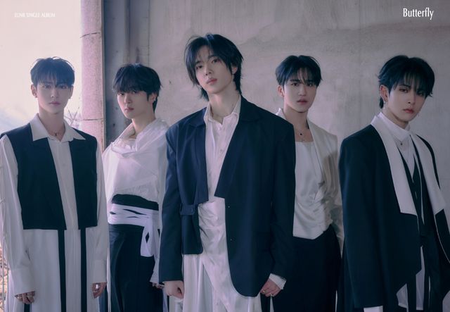 (0211) 루네이트 단체 포토1.jpg