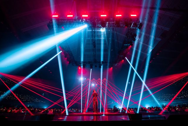 이준호 2025 팬 콘서트 Midnight Sun 일본 도쿄 공연 이미지 (6).jpg