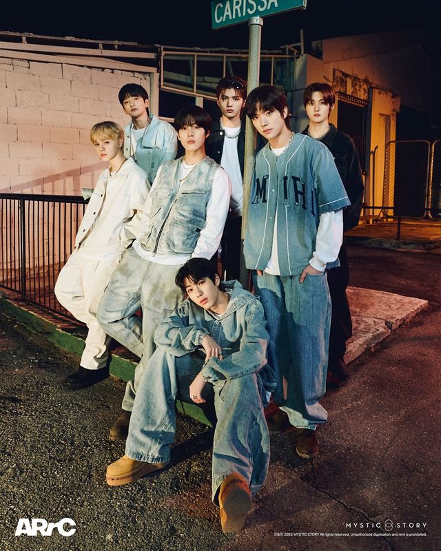 아크_미니 2집 nu kidz out the box_콘셉트 포토.jpg