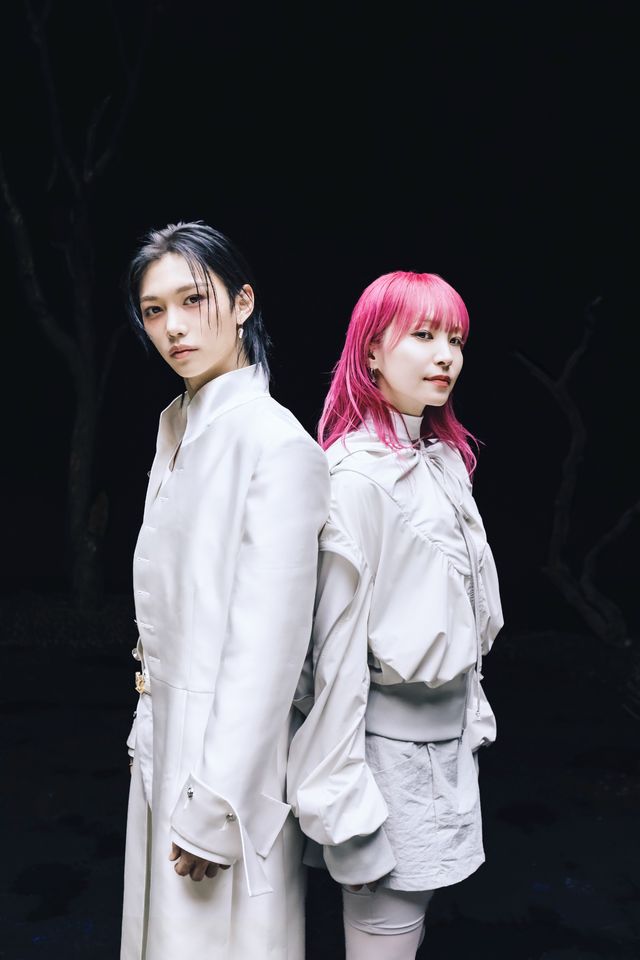 LiSA 'ReawakeR (feat. Felix of Stray Kids)' 이미지.jpg