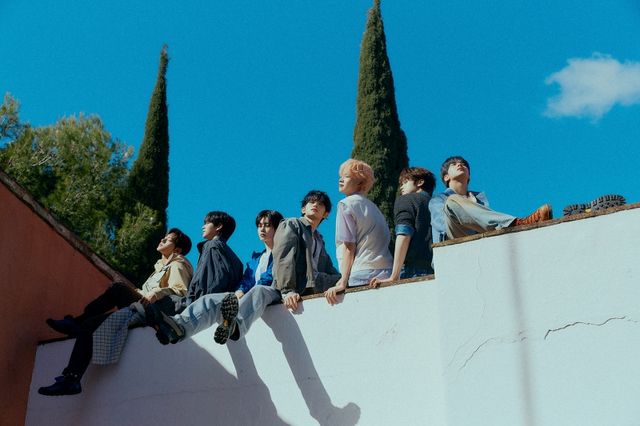 20250310_클로즈 유어 아이즈 단체 (3).jpg