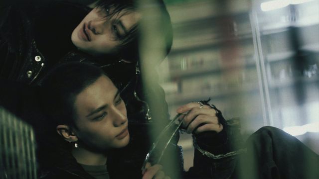 스트레이 키즈 'ESCAPE (방찬 & 현진)' 티저 영상 썸네일.jpg