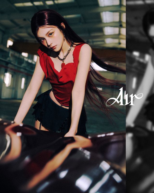 예지_솔로 데뷔곡 'Air'_뮤직비디오 포토 #1 (3).jpg