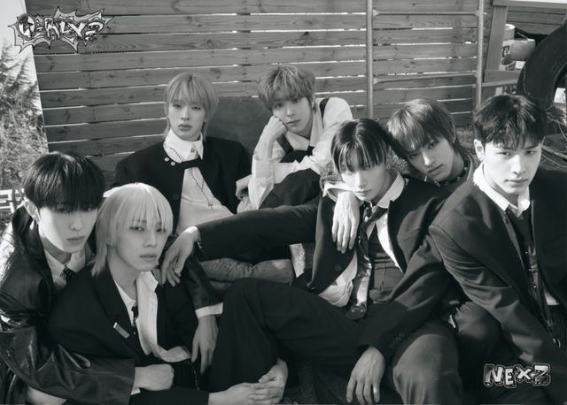 NEXZ 미니 2집 O-RLY 콘셉트 포토 (1)_단체 (왼쪽부터 순서대로 휴이-소 건-토모야-유키-유우-세이타-하루).jpg