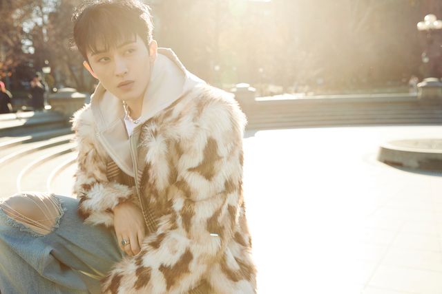 NCT 마크 첫 솔로 앨범 'The Firstfruit' 이미지 1 (1).jpg