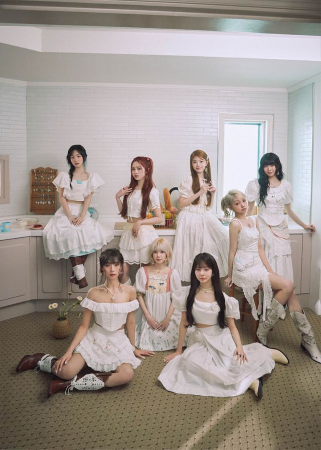 02_유니스_SWICY_레시피_단체_콘셉트_포토.jpg
