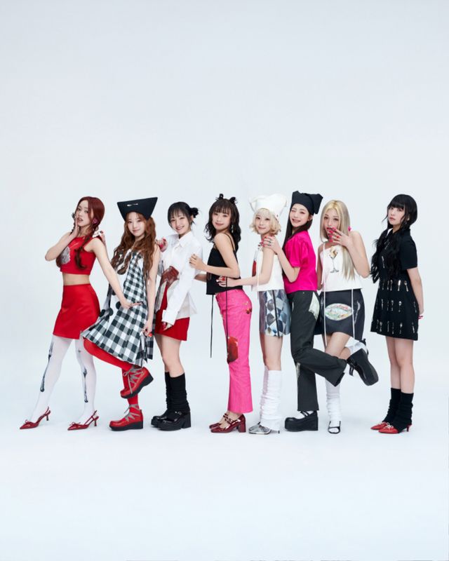 01_유니스_SWICY_스위시 쿡_단체_콘셉트_포토.jpg