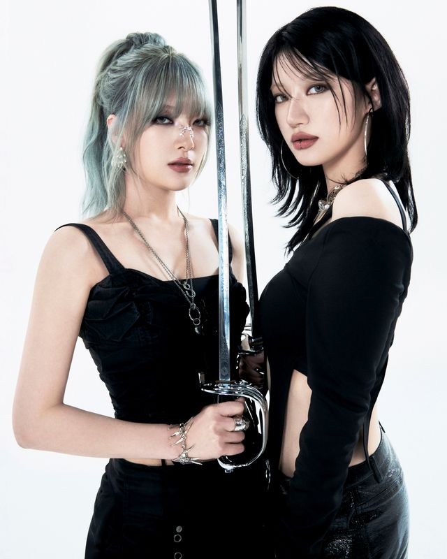 빌리 문수아X시윤_유닛 싱글 _SNAP (feat. sokodomo)_ 스냅 포토.jpg