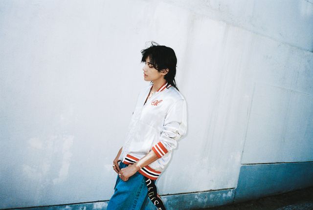 방탄소년단 뷔_콘셉트 포토(2).jpg