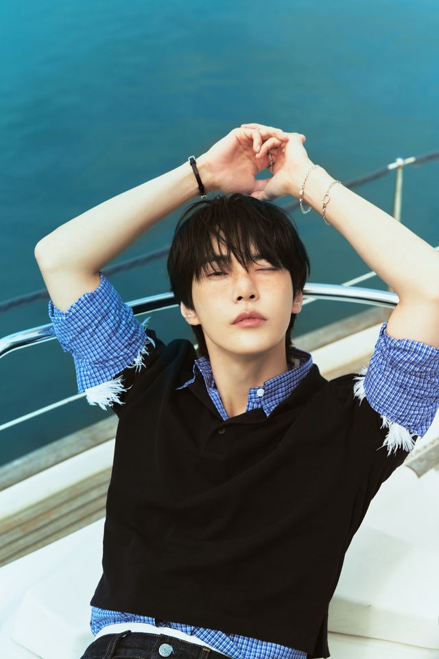 NCT 도영 두 번째 앨범 'Soar' 이미지 2.jpg