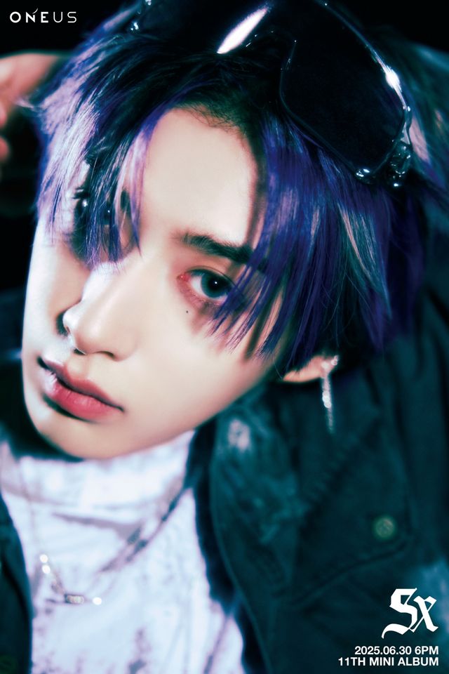 원어스 시온_미니 11집 _5x_ 콘셉트 포토_6.jpg