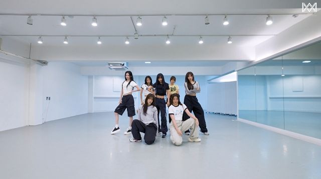 USPEER__ZOOM_ 안무 연습 영상 갈무리_6.jpg