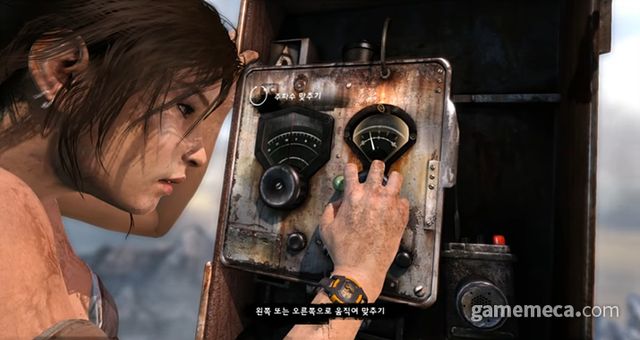 라디오 타워에서 한국 아나운서의 선풍기 사망 사고 뉴스가 들려온다 (사진출처: 인게임 영상 갈무리)