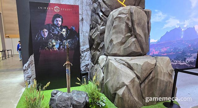 출입구로 쓰이는 스크린 바로 옆 포토존 등 전반적으로 자연 경관과 분위기를 느낄 수 있는 구성이 눈에 들어온다 (사진: 게임메카 촬영)