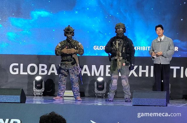 이어지는 금손 코스플레이어들의 향연 (사진: 게임메카 촬영)