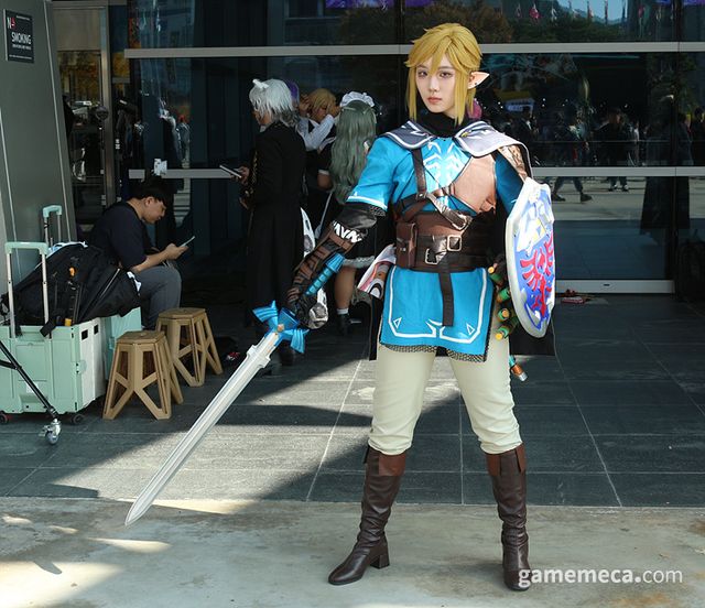 시작부터 상당한 완성도를 자랑한다 (사진: 게임메카 촬영)